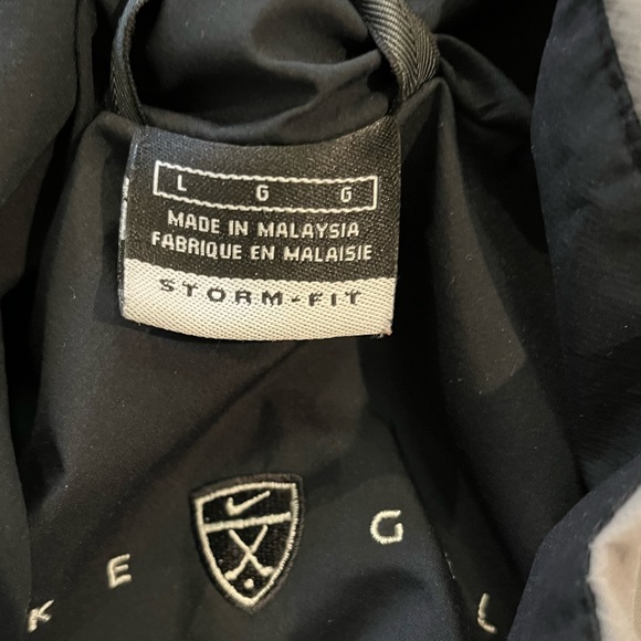 Nike Golf Storm Fit Jacket - Picture 10 of 14